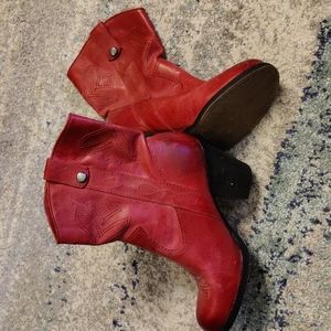 Gianni Bini Ankle Boots